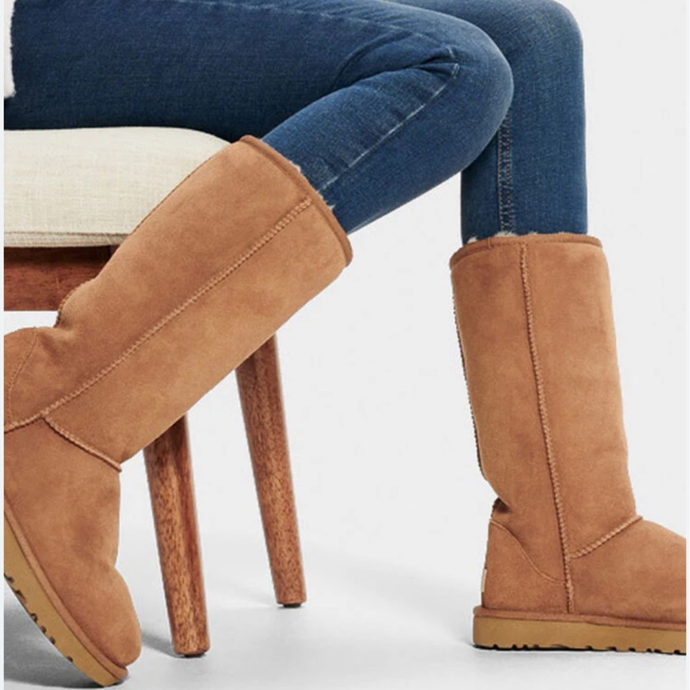 👢UGG BOOTS for the🎁Holiday Season!!🎁